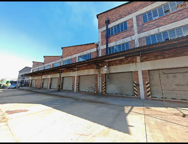 7,800M² FACTORY TO LET IN BOOYSENS